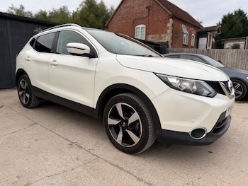 Nissan - Qashqai