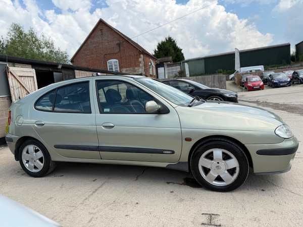 Used Renault Megane 2002 for sale - 74978590: Photo 22