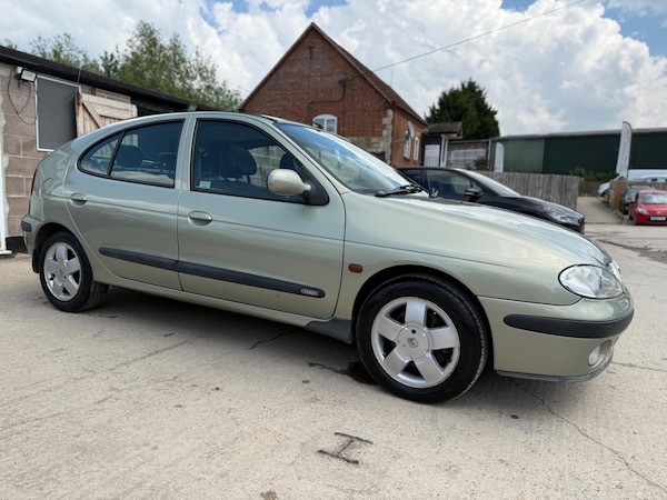 Used Renault Megane 2002 for sale - 74978590: Photo 23