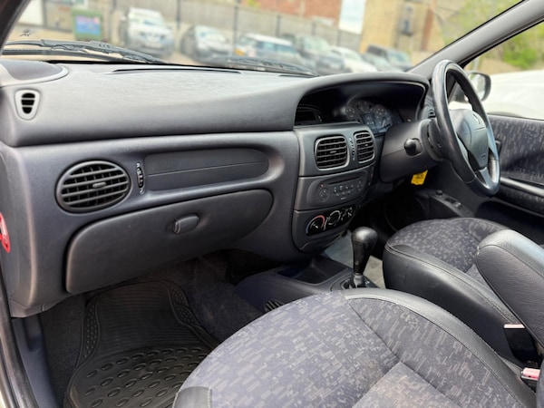 Used Renault Megane 2002 for sale - 74978590: Photo 46