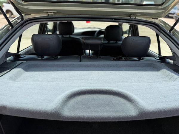 Used Renault Megane 2002 for sale - 74978590: Photo 98