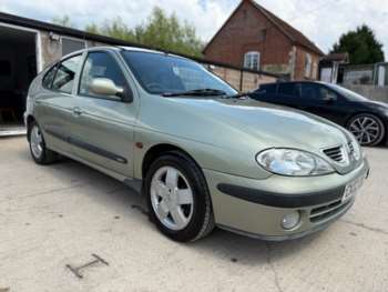 2002 (02) - 1.6 16V Fidji 5dr Auto