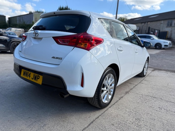 Used Toyota Auris 2014 for sale - 76099539: Photo 14
