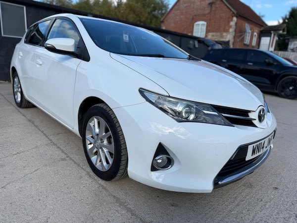 Used Toyota Auris 2014 for sale - 76099539: Photo 20