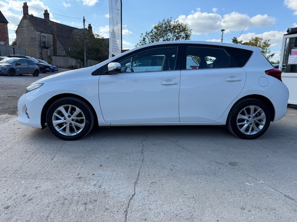 Used Toyota Auris 2014 for sale - 76099539: Photo 26