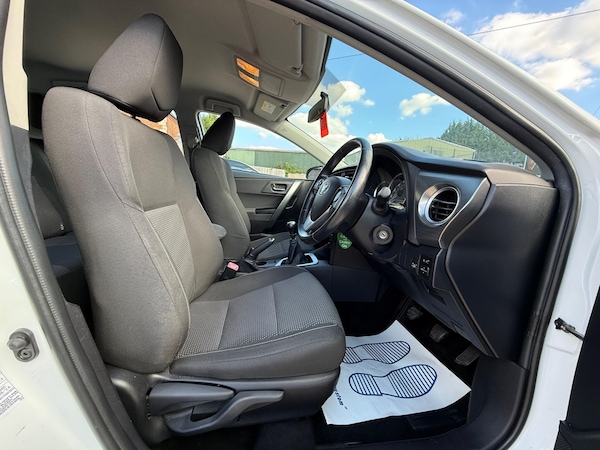Used Toyota Auris 2014 for sale - 76099539: Photo 39