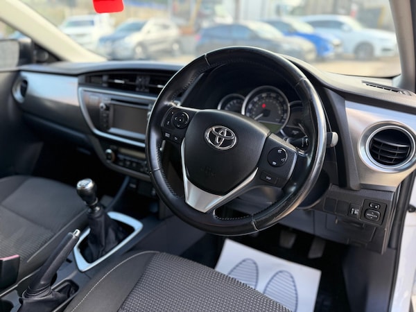 Used Toyota Auris 2014 for sale - 76099539: Photo 40
