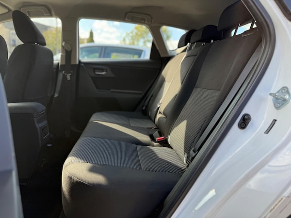 Used Toyota Auris 2014 for sale - 76099539: Photo 49