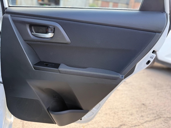 Used Toyota Auris 2014 for sale - 76099539: Photo 60