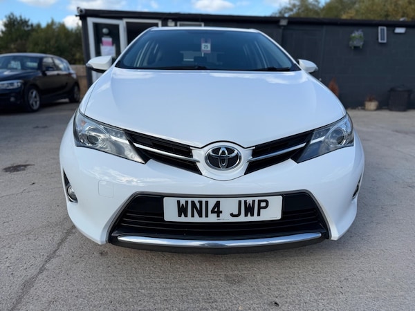 Used Toyota Auris 2014 for sale - 76099539: Photo 9