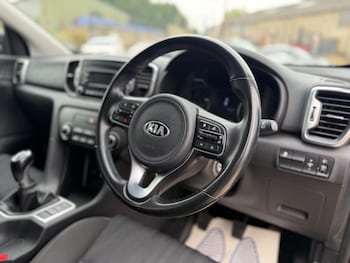 Used Kia Sportage 2017 for sale - 75939901: Photo