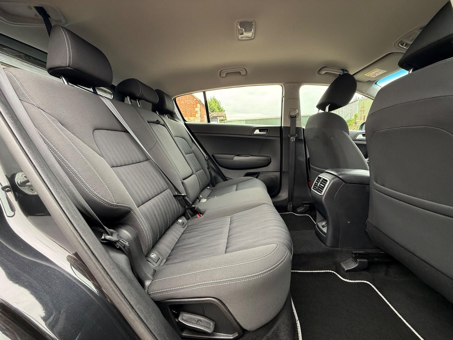 Used Kia Sportage 2017 for sale - 75939901: Photo 7