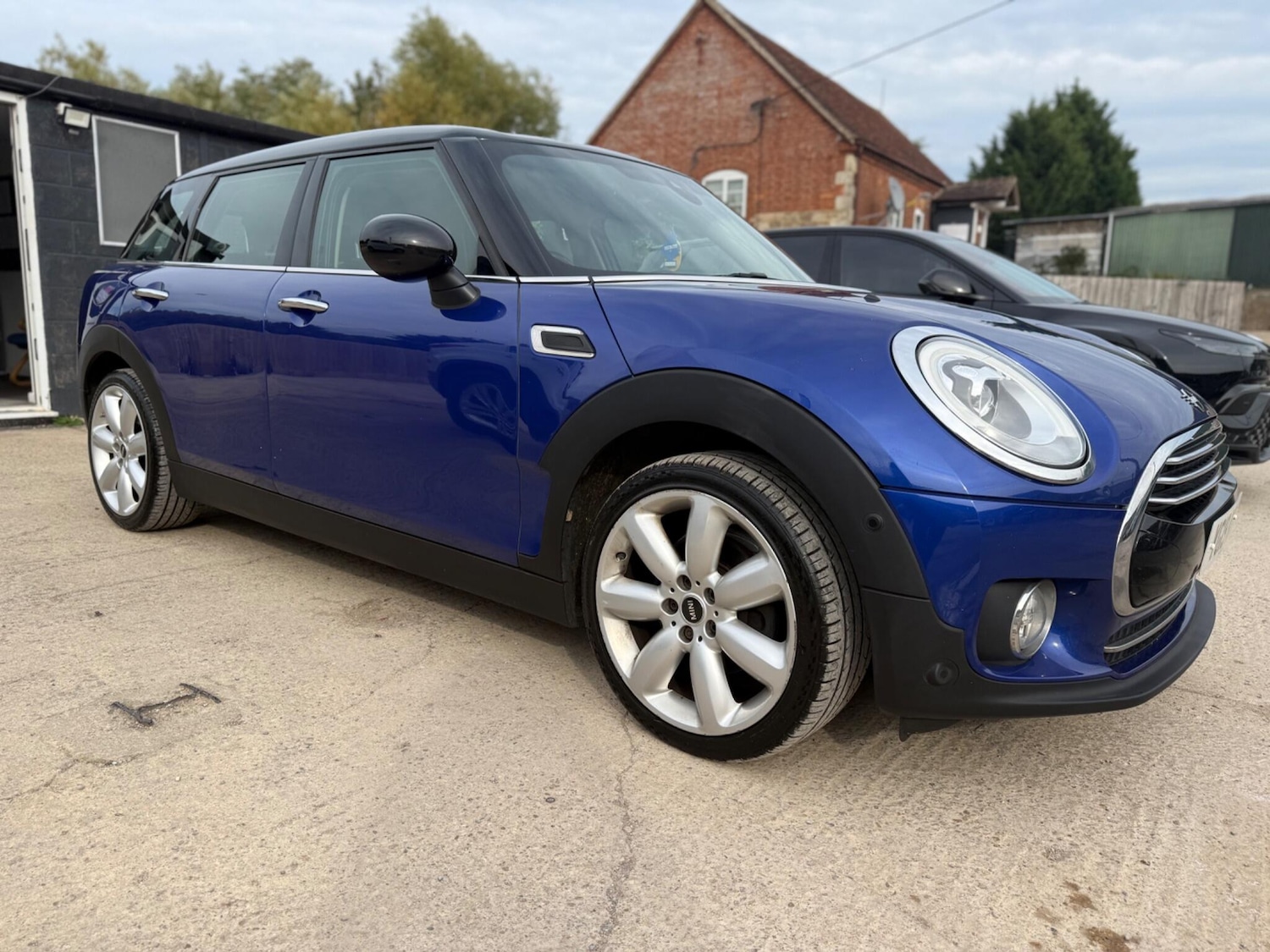 Used MINI Clubman 2019 for sale - 76121660: Photo 1