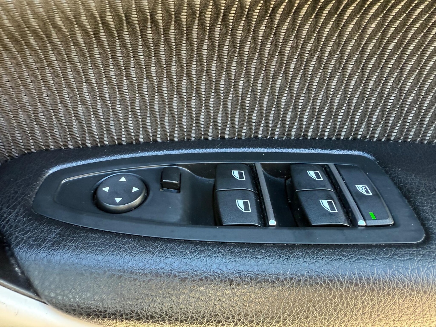 Vehicle 77