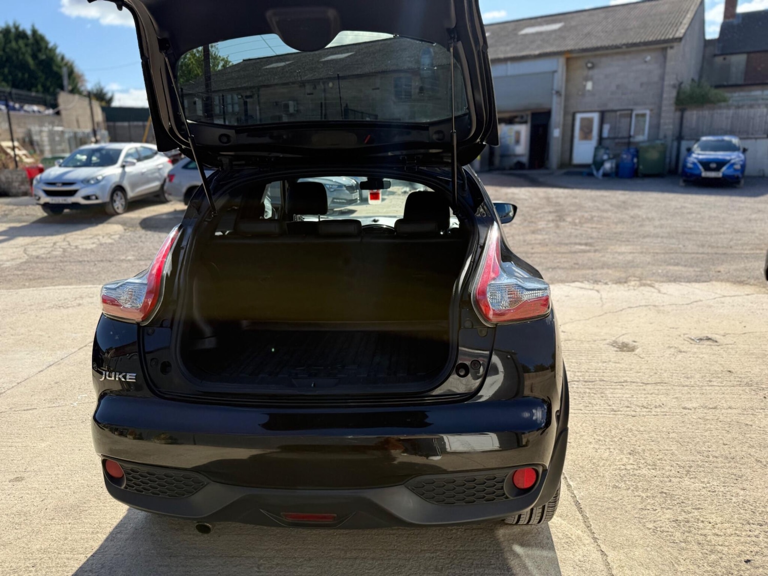 Used Nissan Juke 2017 for sale - 75954301: Photo 42