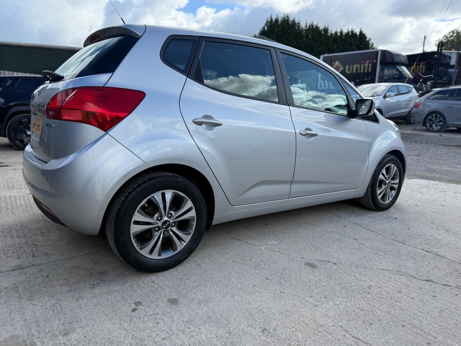 Used Kia Venga 2015 for sale - 75839458: Photo 31