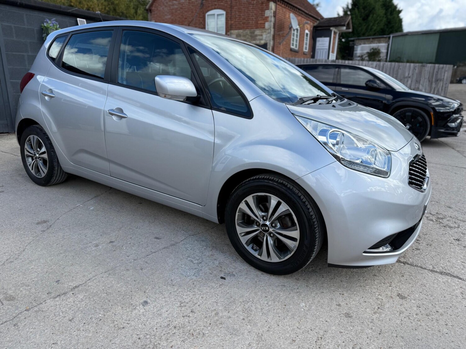Used Kia Venga 2015 for sale - 75839458: Photo 36