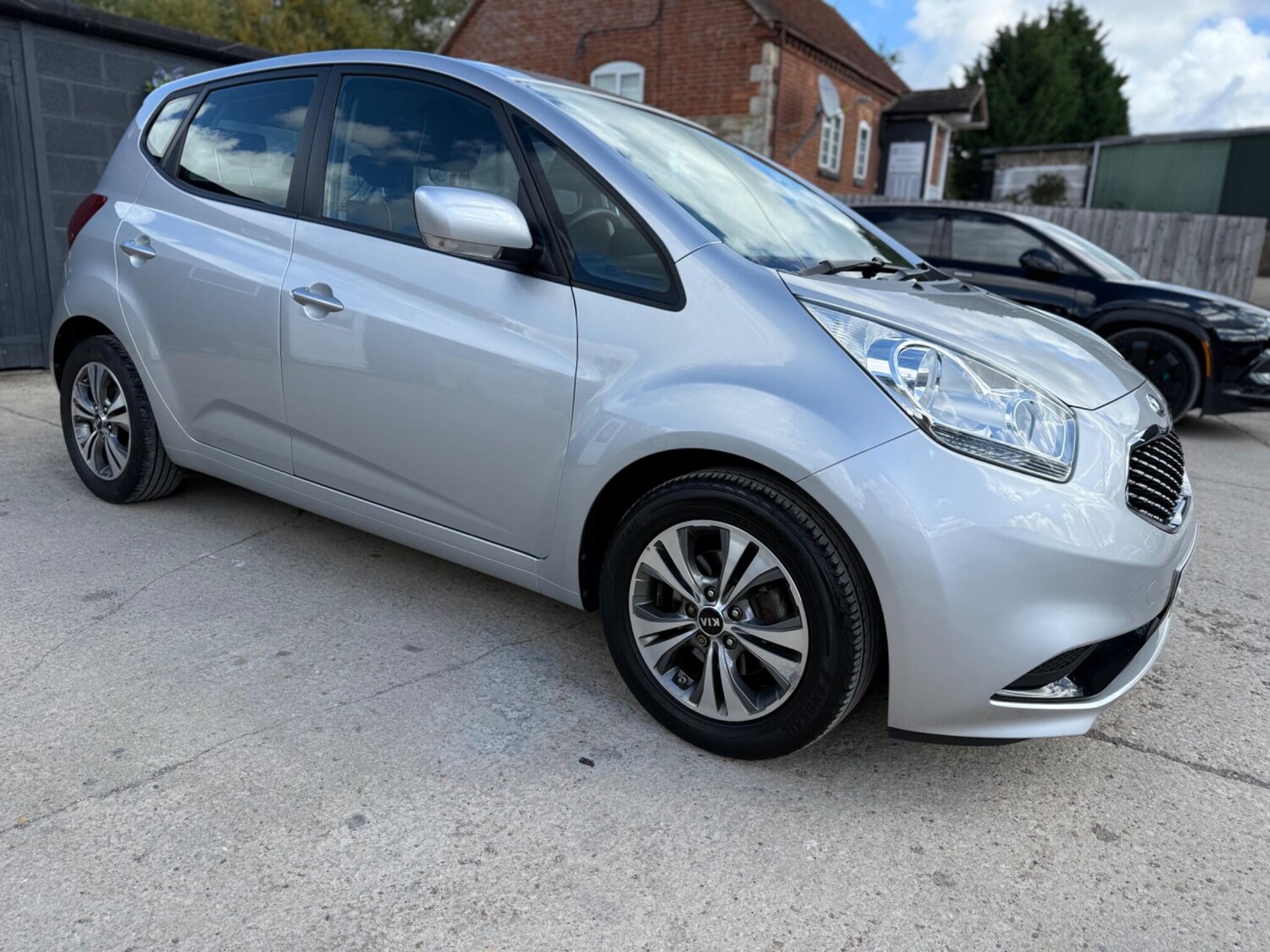 Used Kia Venga 2015 for sale - 75839458: Photo 37