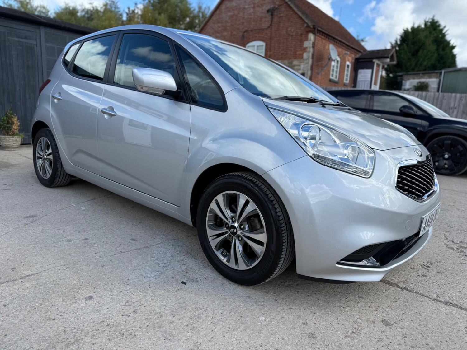 Used Kia Venga 2015 for sale - 75839458: Photo 38