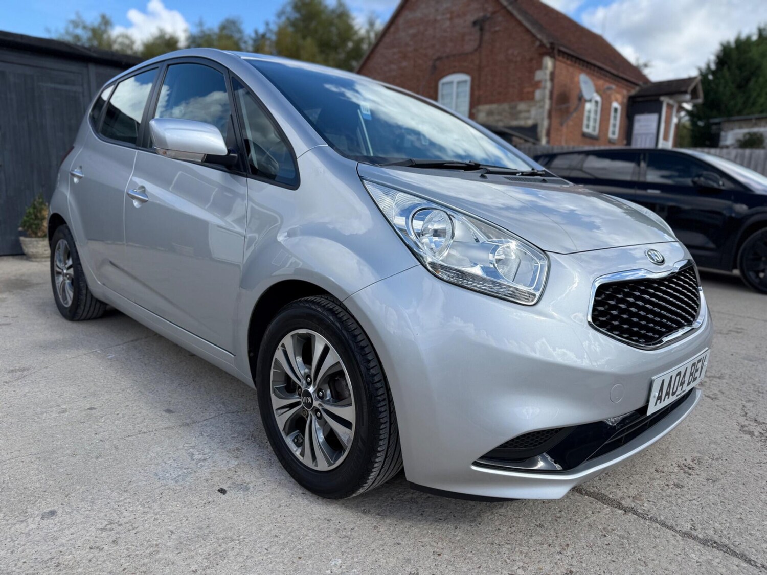 Used Kia Venga 2015 for sale - 75839458: Photo 7