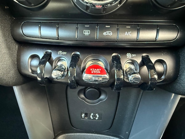 Used MINI Hatch 2017 for sale - 75553195: Photo 81