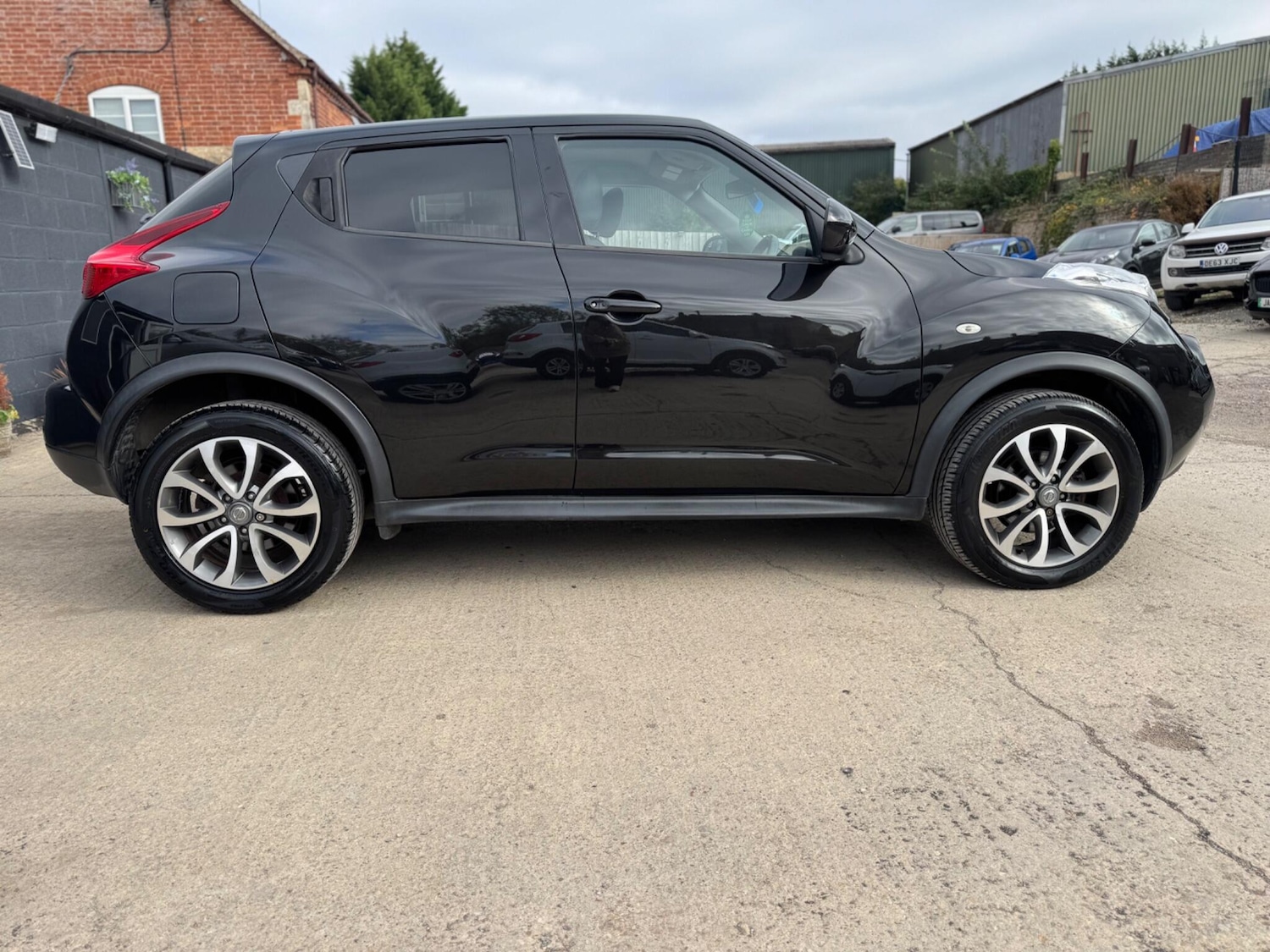 Used Nissan Juke 2014 for sale - 76179539: Photo 100