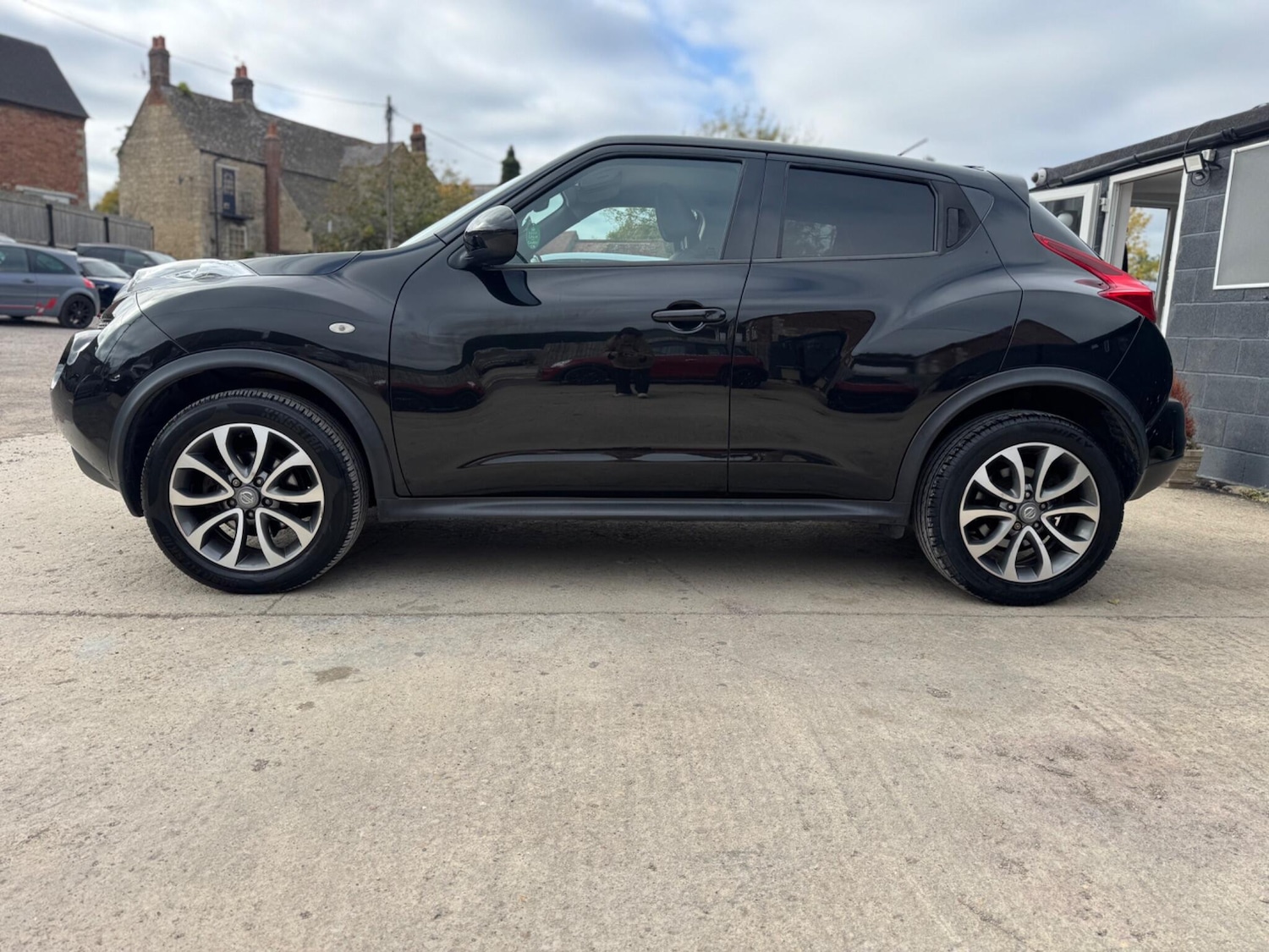 Used Nissan Juke 2014 for sale - 76179539: Photo 22