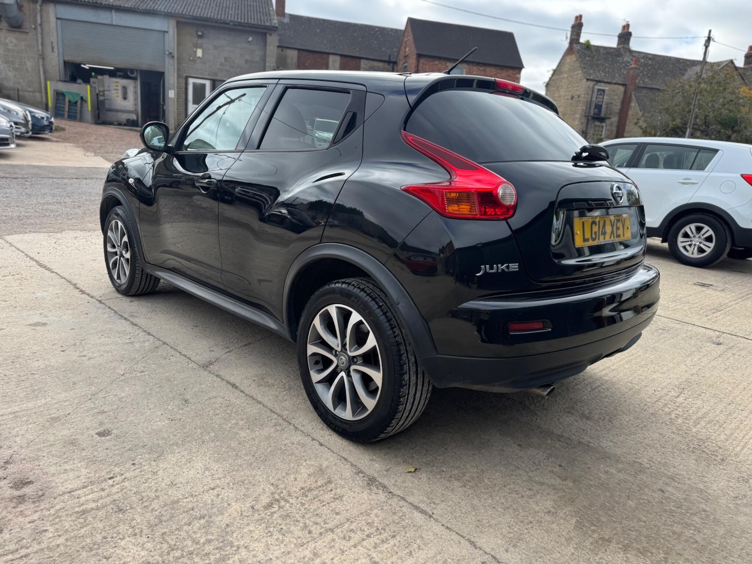 Used Nissan Juke 2014 for sale - 76179539: Photo 24