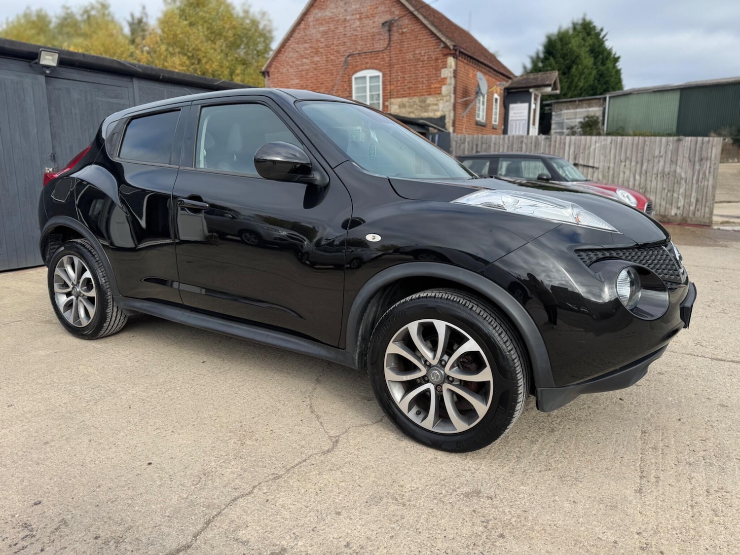 Used Nissan Juke 2014 for sale - 76179539: Photo 27