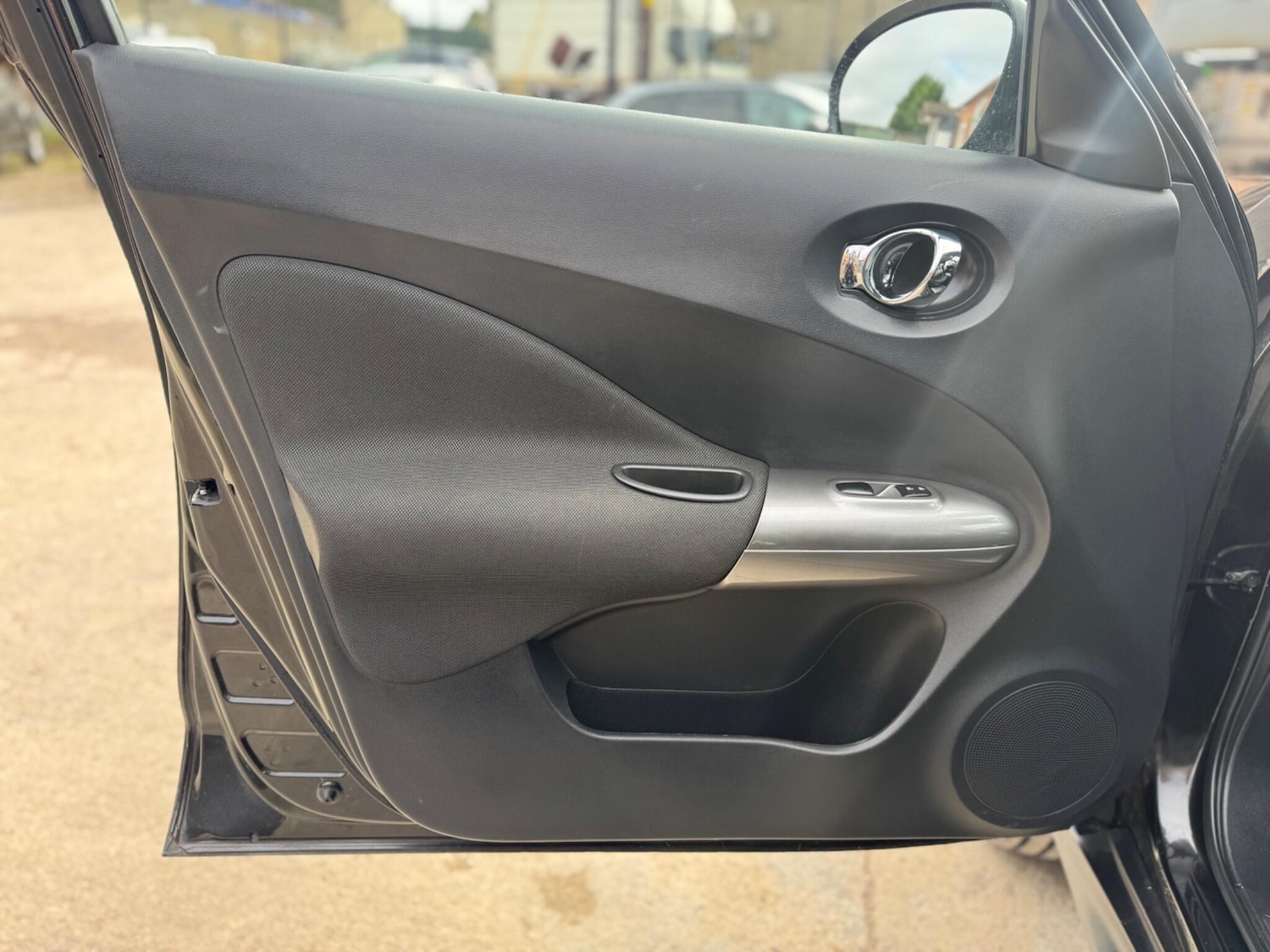 Used Nissan Juke 2014 for sale - 76179539: Photo 43