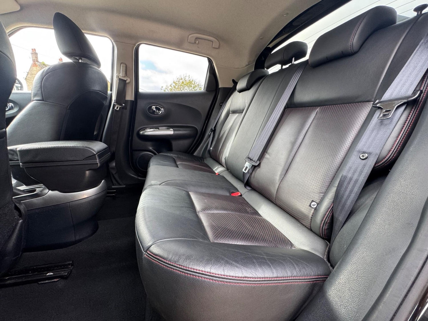 Used Nissan Juke 2014 for sale - 76179539: Photo 46
