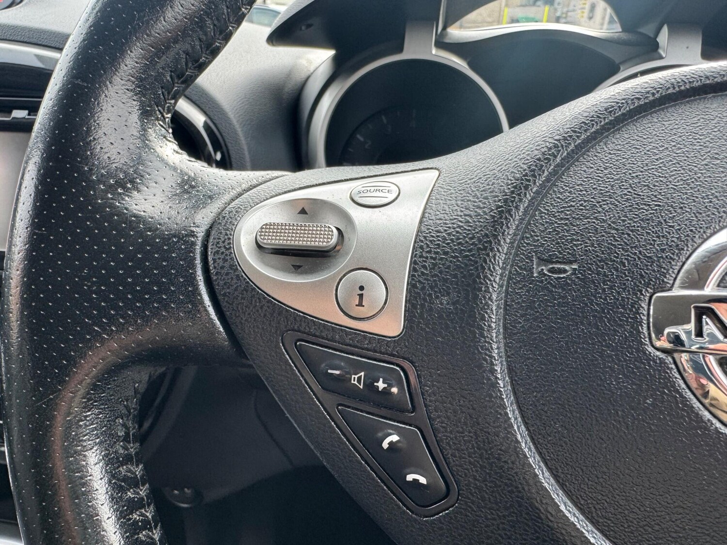 Used Nissan Juke 2014 for sale - 76179539: Photo 57