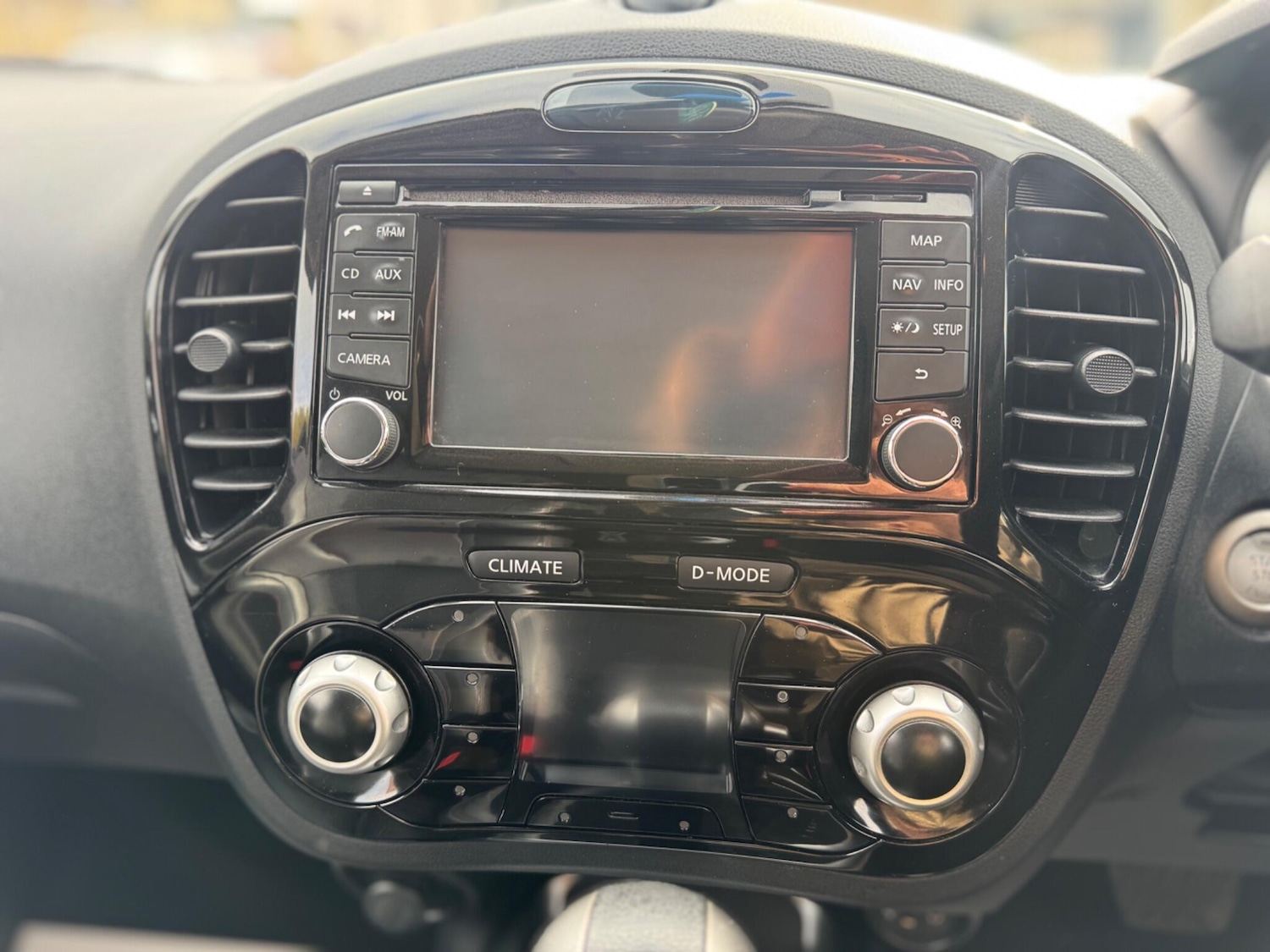 Used Nissan Juke 2014 for sale - 76179539: Photo 63