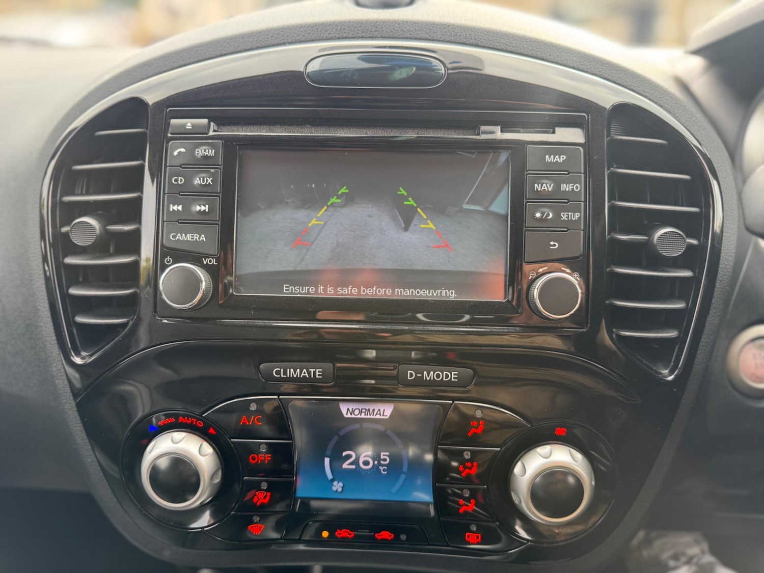 Used Nissan Juke 2014 for sale - 76179539: Photo 71