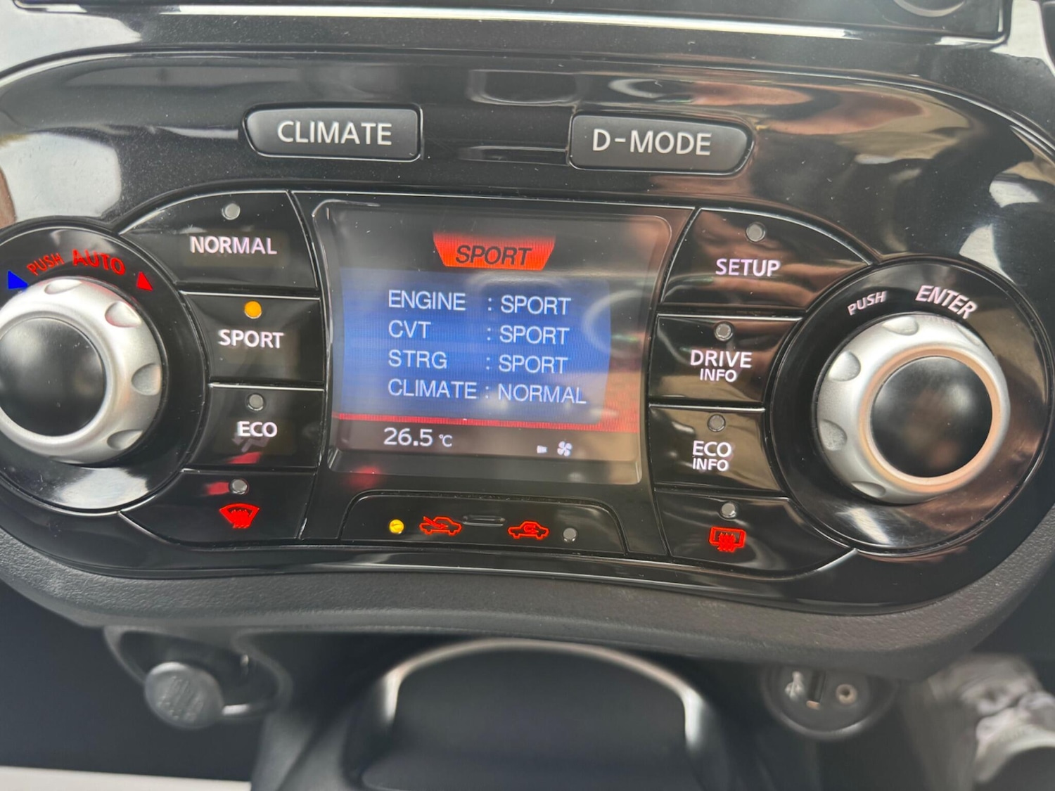 Used Nissan Juke 2014 for sale - 76179539: Photo 85