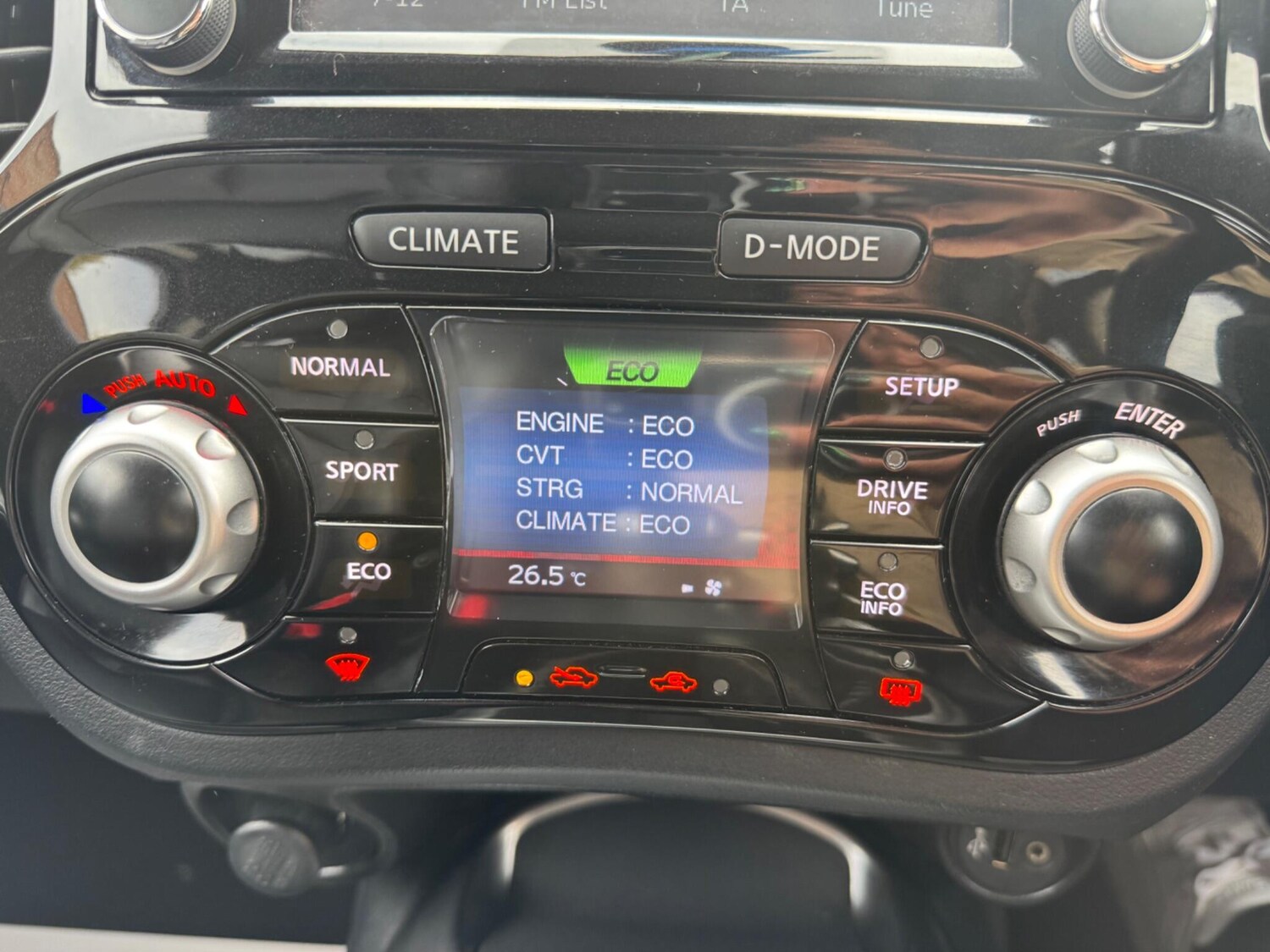 Used Nissan Juke 2014 for sale - 76179539: Photo 87