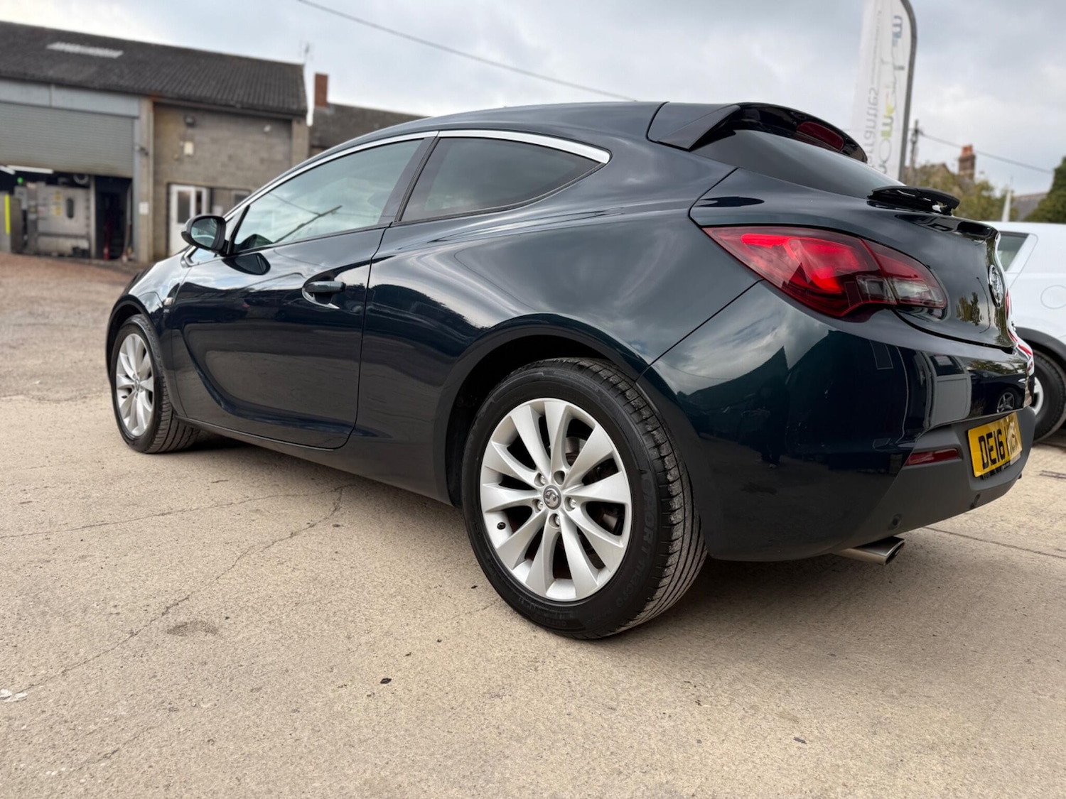 Used Vauxhall Astra GTC 2016 for sale - 76083810: Photo 34