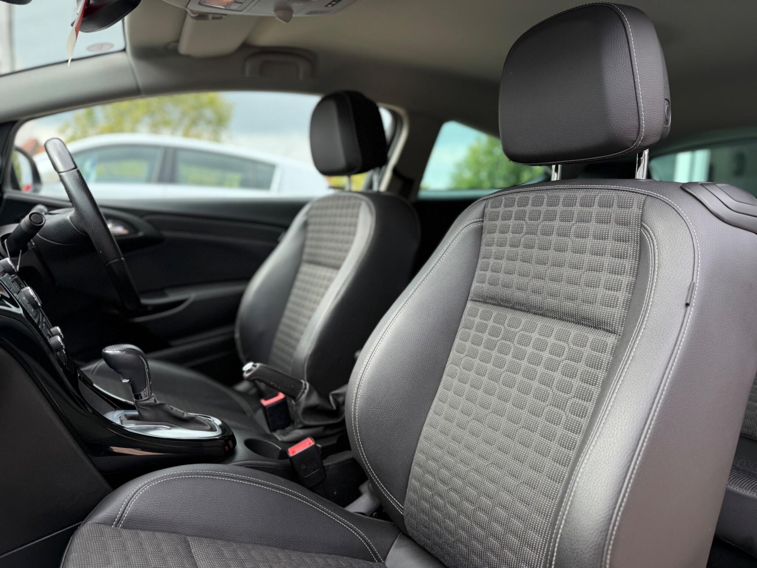 Used Vauxhall Astra GTC 2016 for sale - 76083810: Photo 50