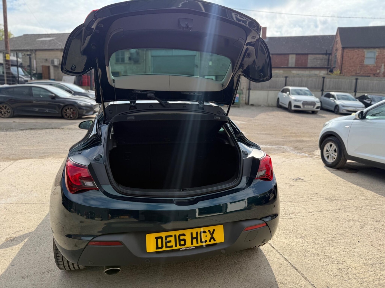 Used Vauxhall Astra GTC 2016 for sale - 76083810: Photo 97