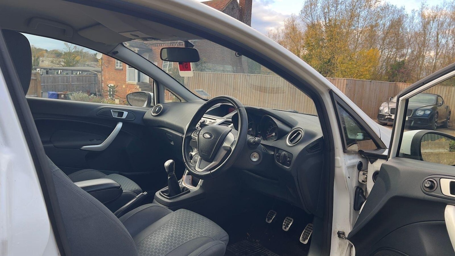 Used Ford Fiesta 2012 for sale - 76512428: Photo 12