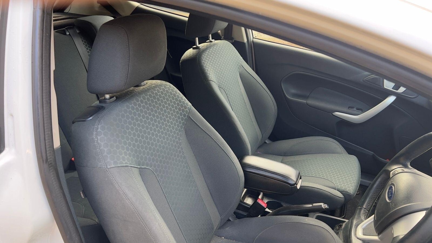 Used Ford Fiesta 2012 for sale - 76512428: Photo 13