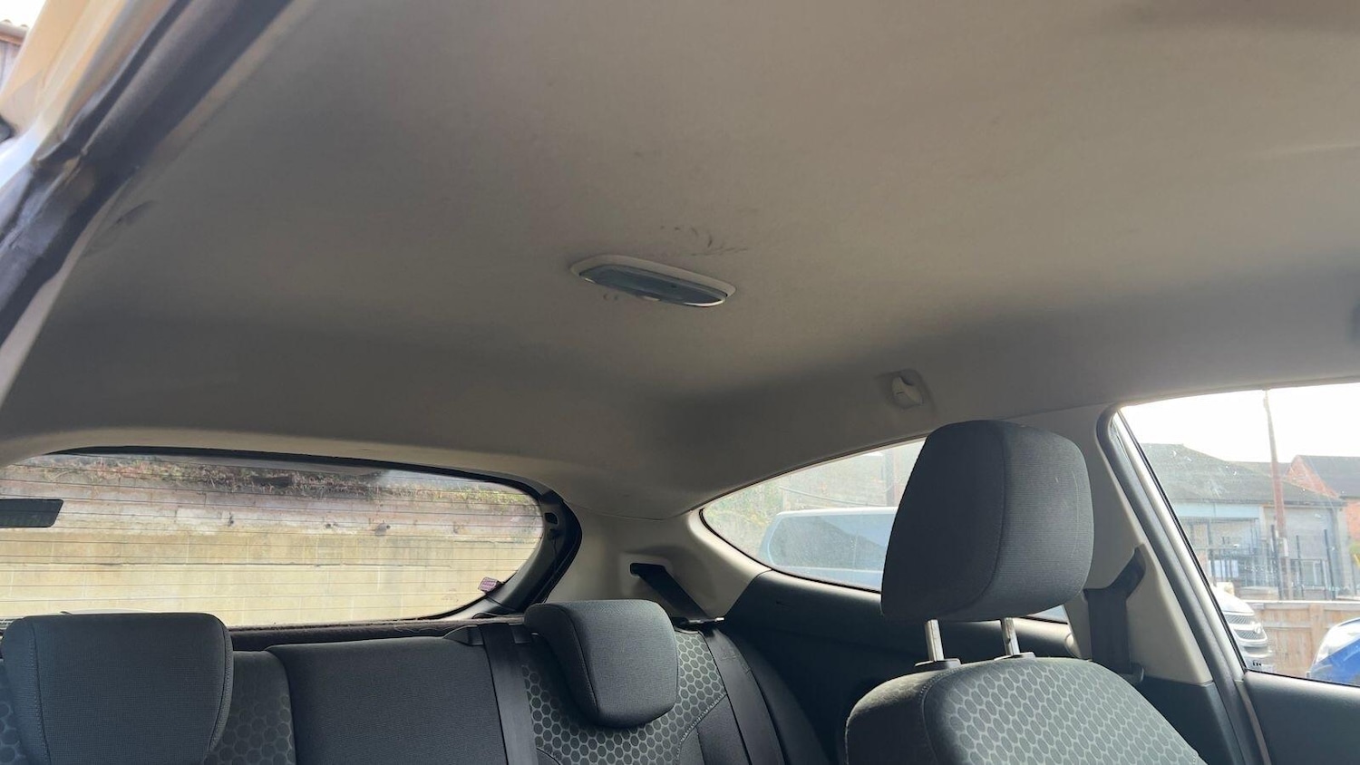 Used Ford Fiesta 2012 for sale - 76512428: Photo 16