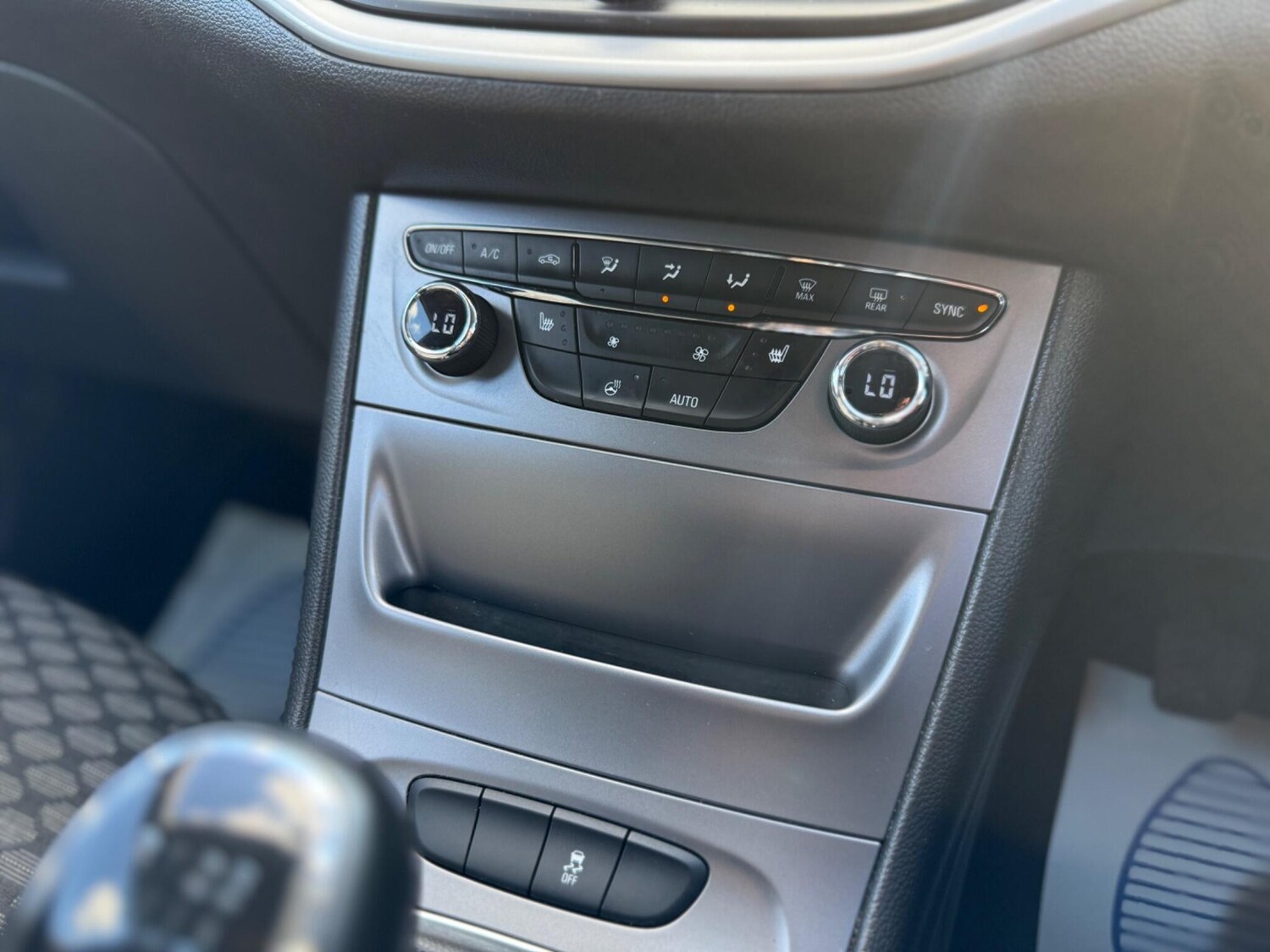 Used Vauxhall Astra 2018 for sale - 76020702: Photo 80