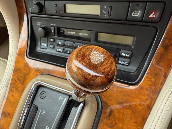 Used Jaguar XJ 1995 for sale - 75623098: Photo 100