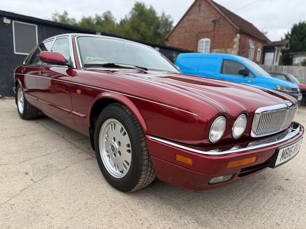 Used Jaguar XJ 1995 for sale - 75623098: Photo 12