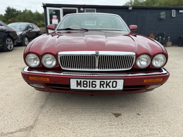 Used Jaguar XJ 1995 for sale - 75623098: Photo 13