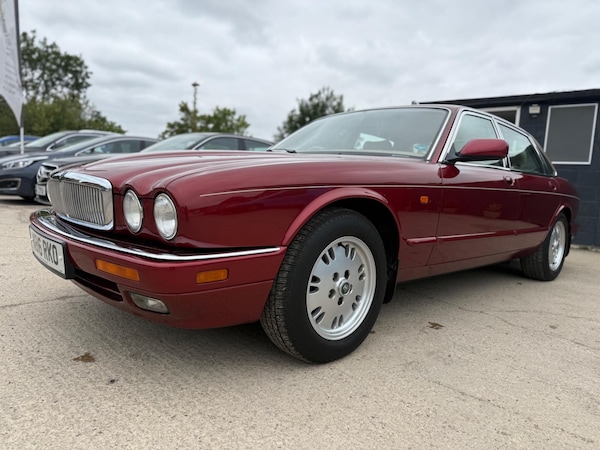 Used Jaguar XJ 1995 for sale - 75623098: Photo 18