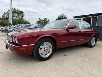 Used Jaguar XJ 1995 for sale - 75623098: Photo