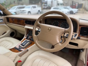 Used Jaguar XJ 1995 for sale - 75623098: Photo