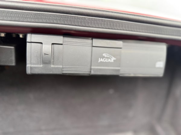 Used Jaguar XJ 1995 for sale - 75623098: Photo 39
